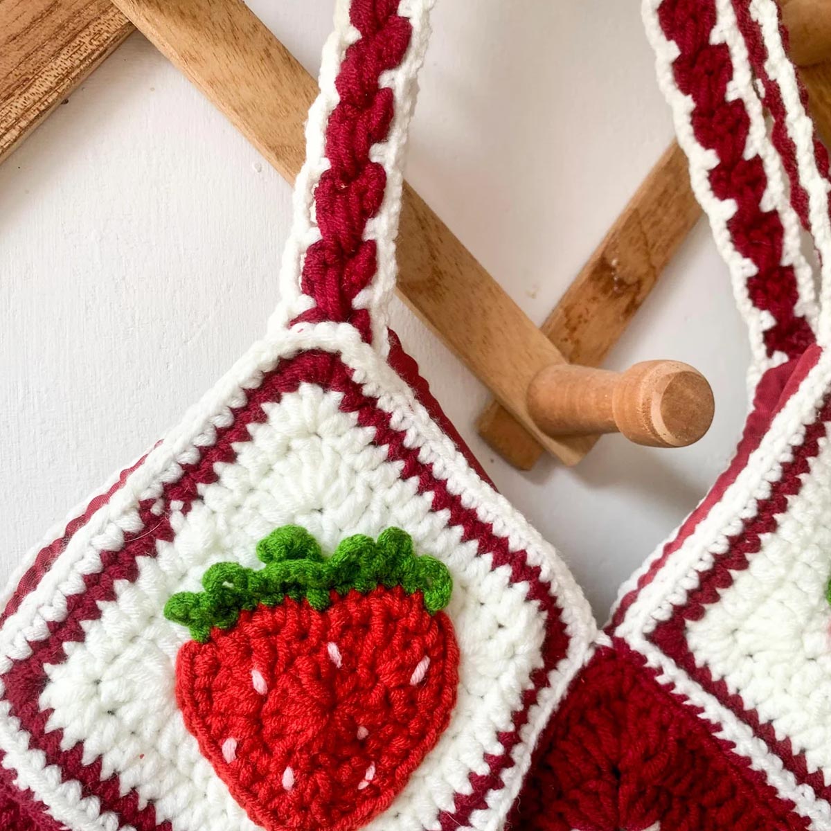 Maroon Strawberry Tote Bag | Crochet Tote Bag | Granny Square Bag | Cute Crochet Shoulder Bag | Handmade Crochet Bag